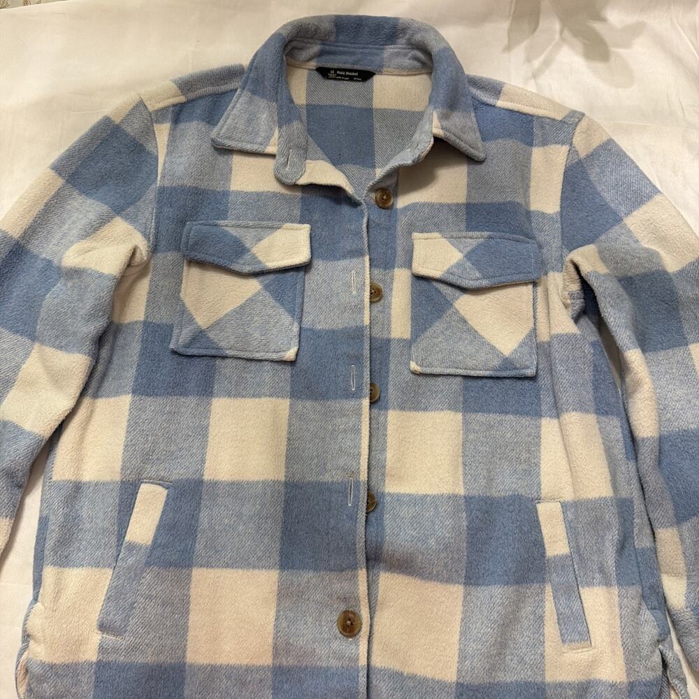Women’s Plaid Shacket Blue White Buffalo Check Button Up Jacket